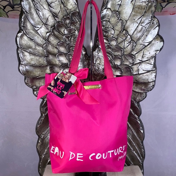 Juicy Couture Handbags - 🎁 Juicy Couture NWT carry tote 💝